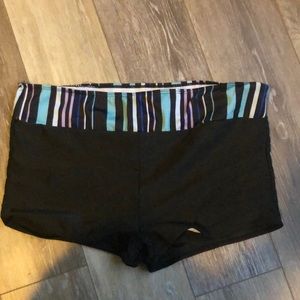 just selling to clean my closet out!